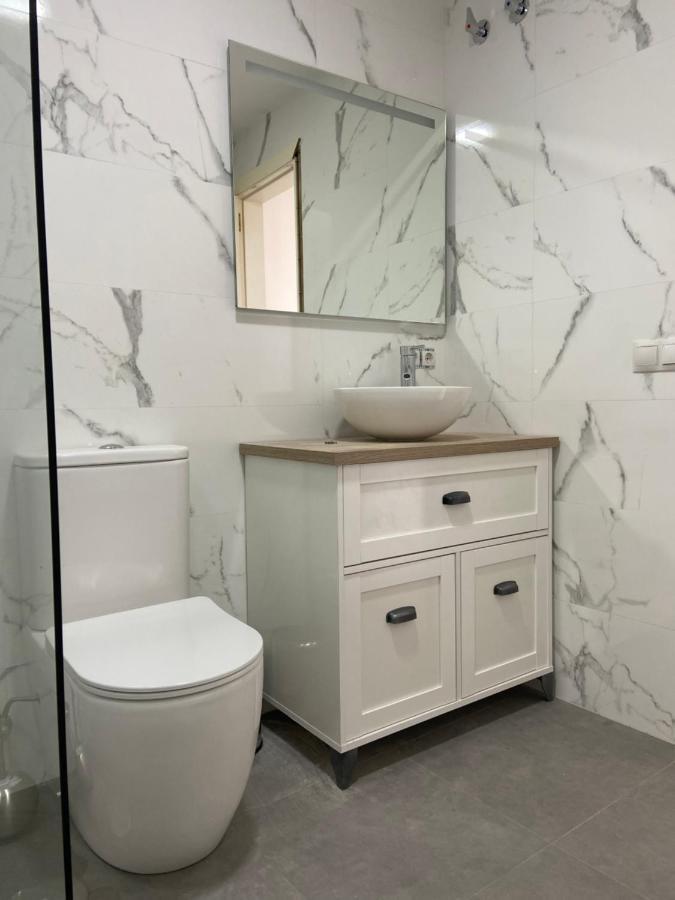 Beautiful Brand New 2 Bedroom Flat With Terrace Málaga Kültér fotó